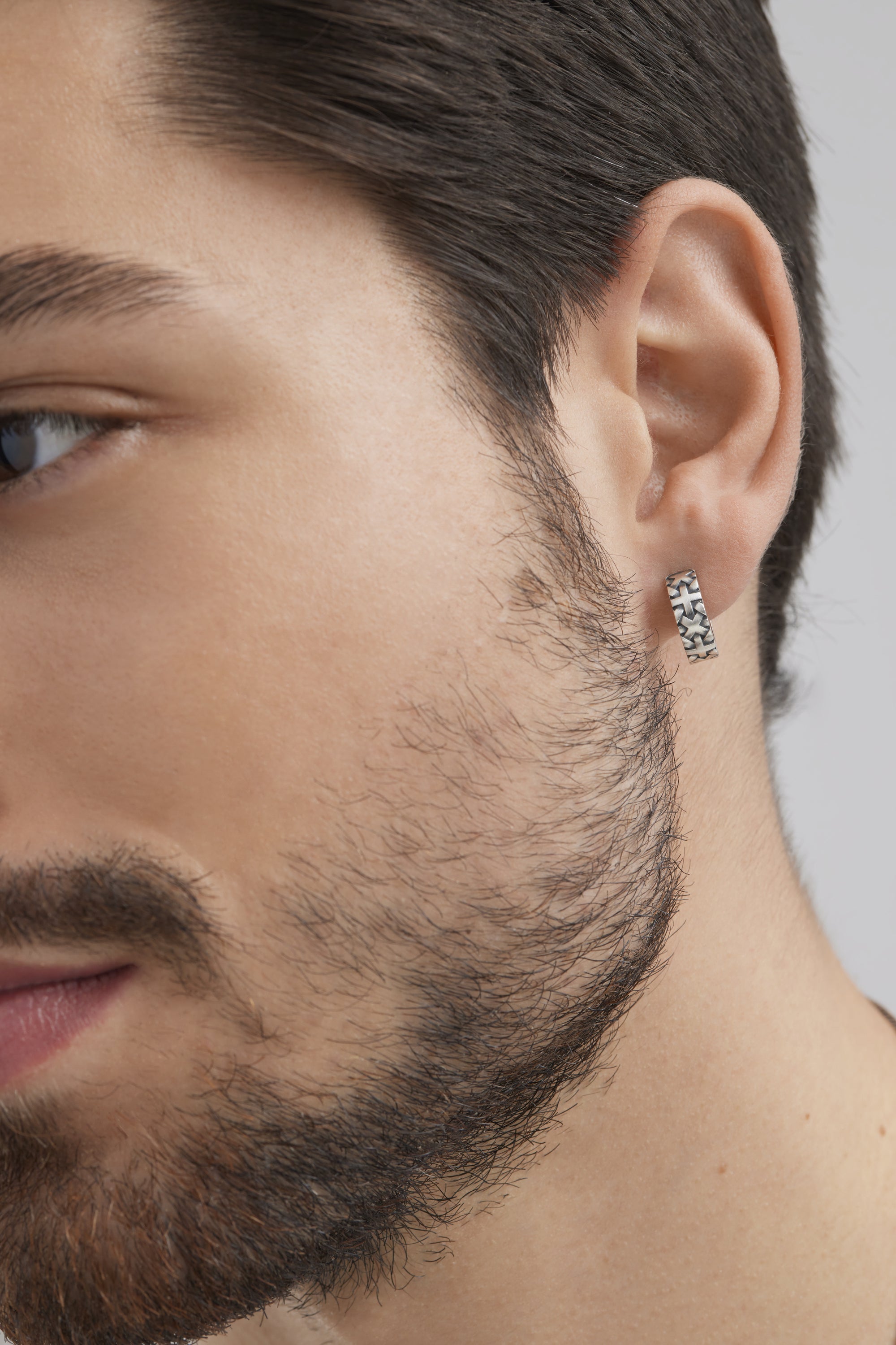 Single-Ohrring 925 Sterling Silber matt oxidiert