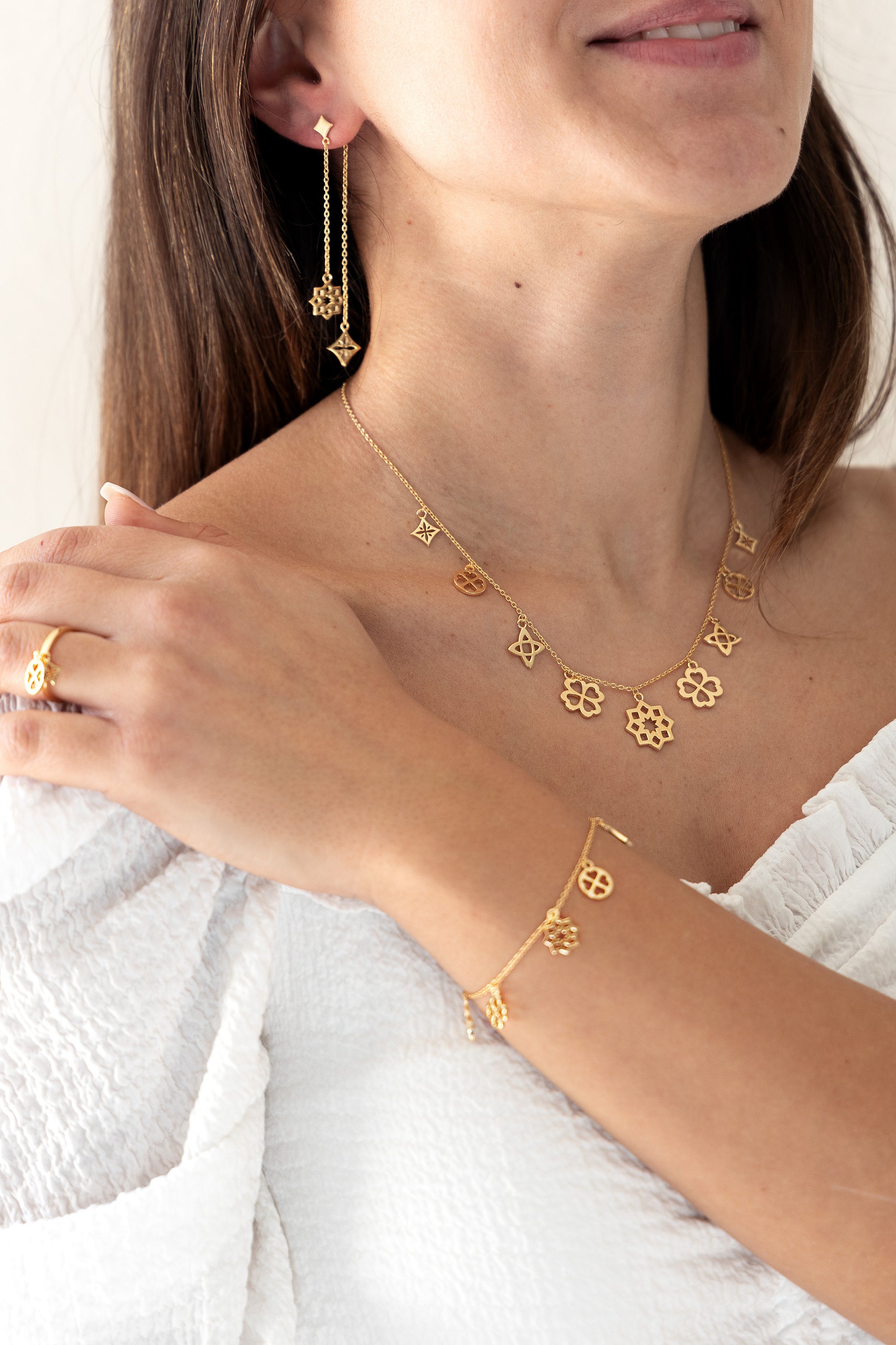 Collier 925 Silber vergoldet Motiv Anhänger