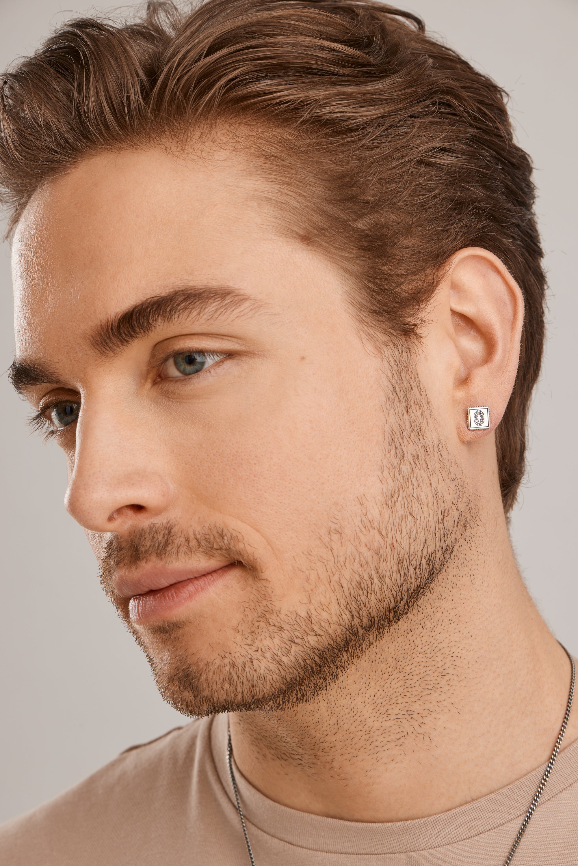 Single Ohrstecker 925/-Sterling Silber matt oxodiert Sailor Wappen Tau