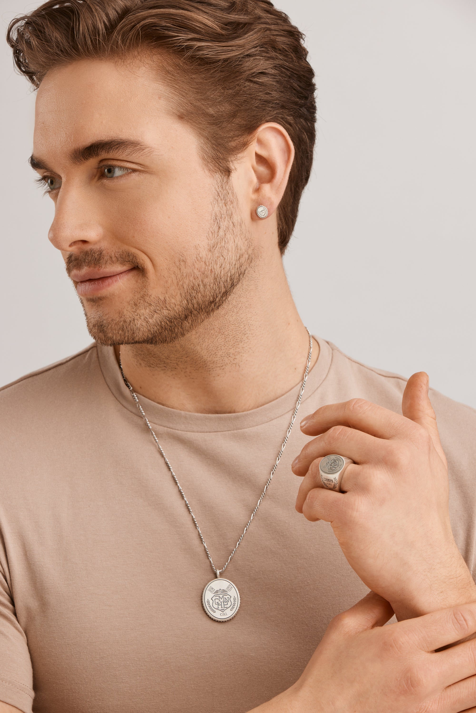 Anhänger mit Kette 925/- Silber satiniert oxidiert Champion Wappen