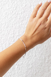 Armband 925/- Sterling Silber rhodiniert Schlangenkette vierseitig diamantiert mit Kugeln