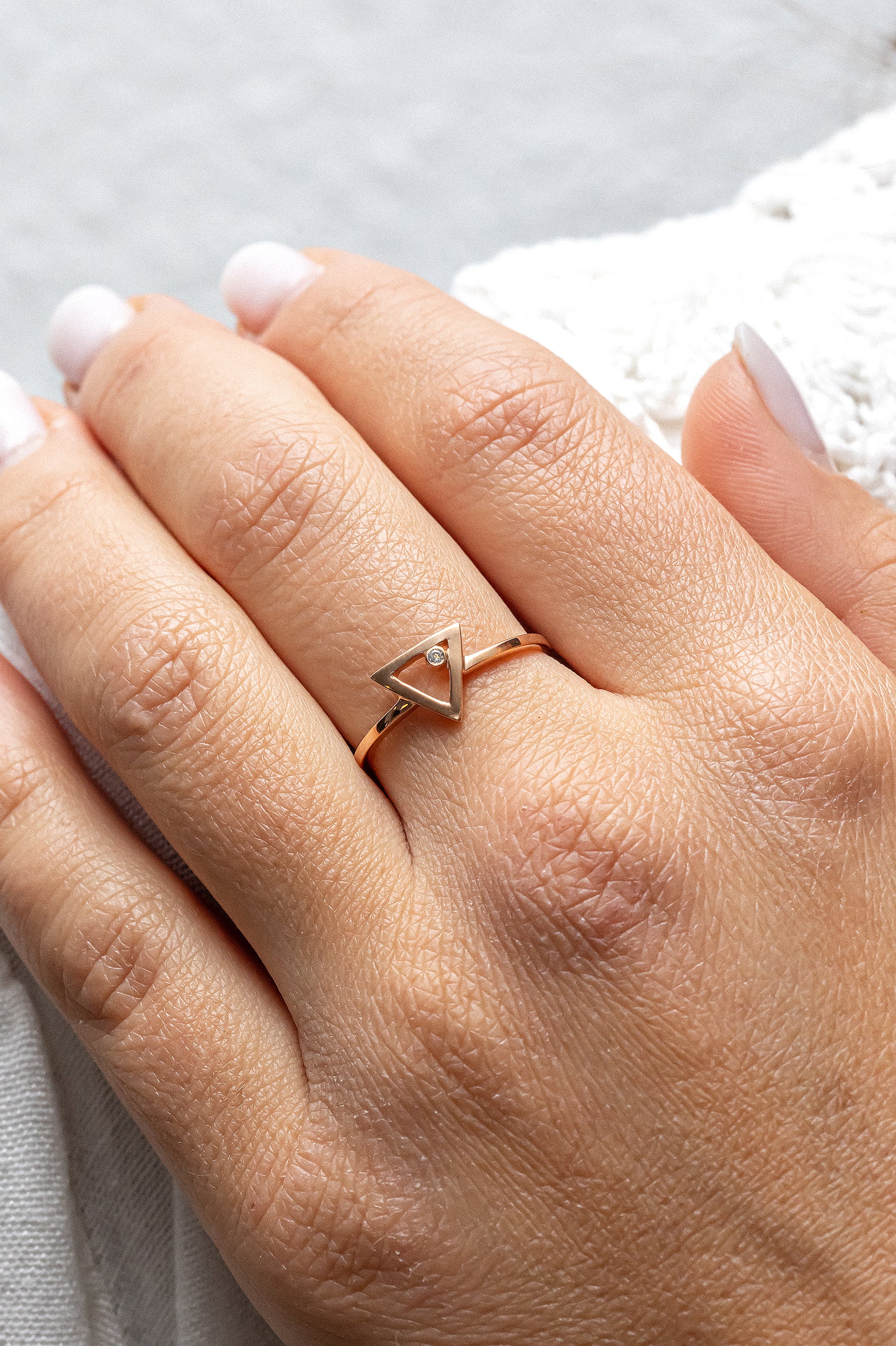 Ring 925 Sterling Silber rosé vergoldet Zirkonia Dreieck