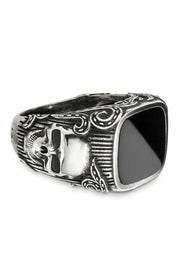 Ring Silber 925 oxydiert mit Totenkopf-Motiv und schwarzem Onyx